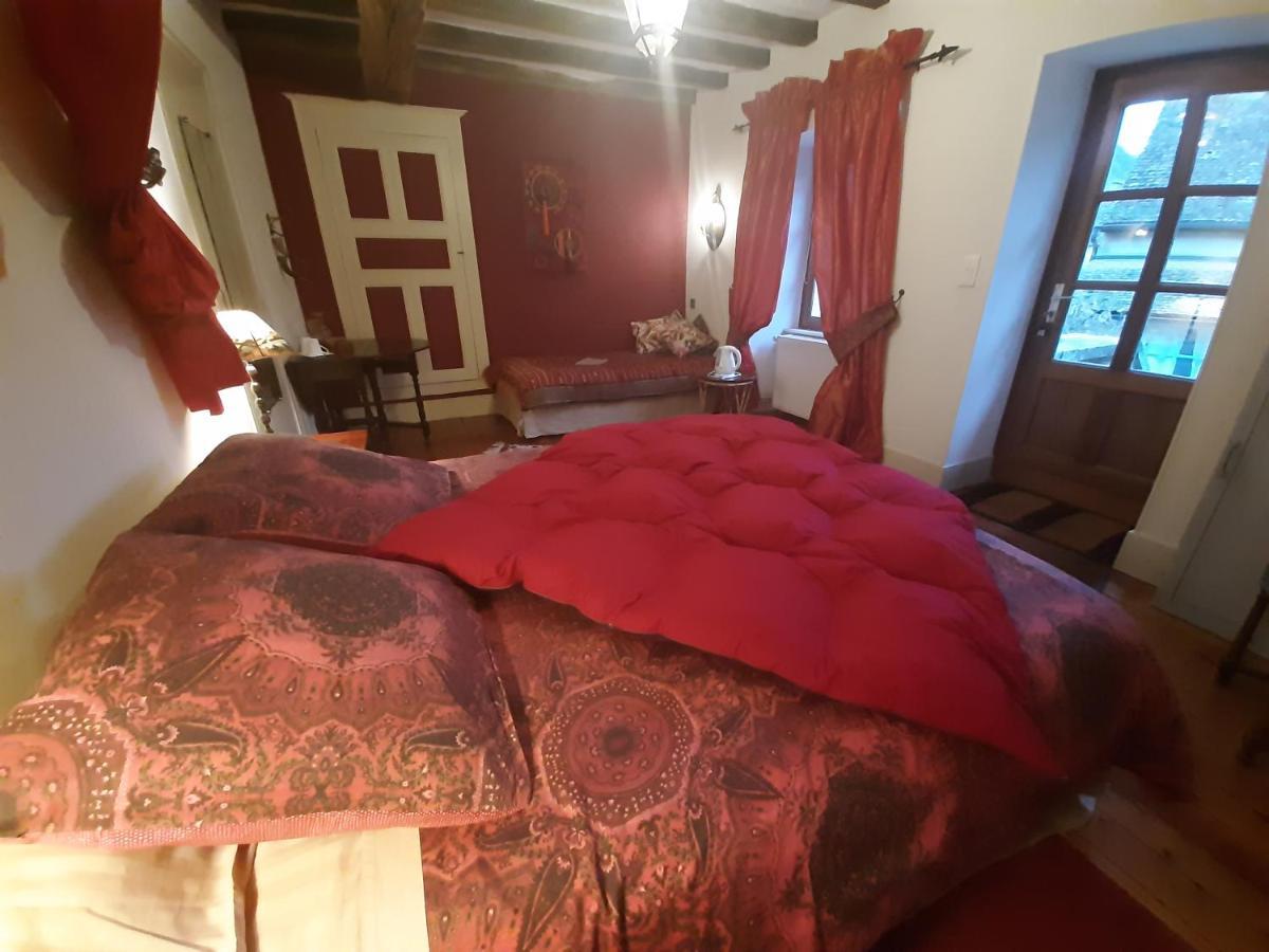 La Cuverie Du Chateau Corcelles-les-Arts Екстериор снимка