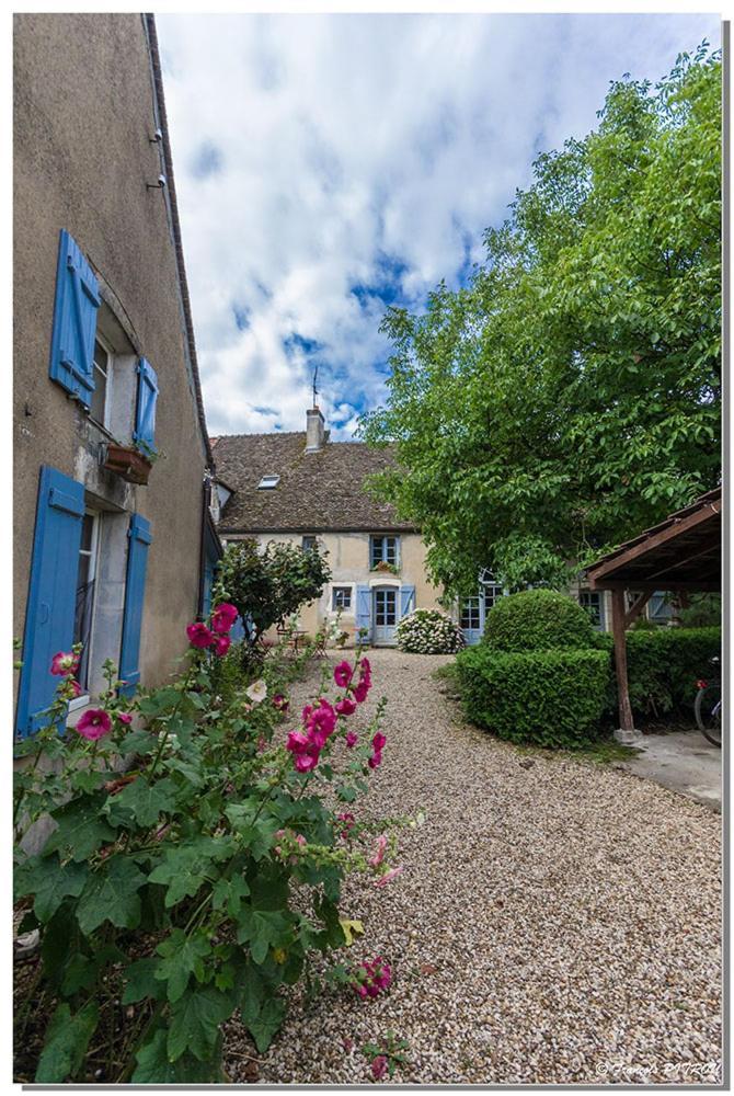 La Cuverie Du Chateau Corcelles-les-Arts Екстериор снимка